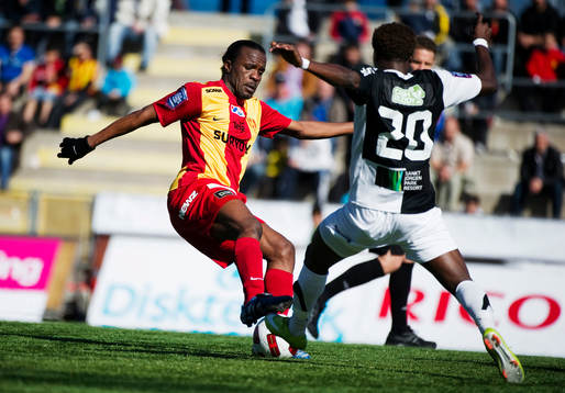 Peter Ijeh, Syrianska, skjuter