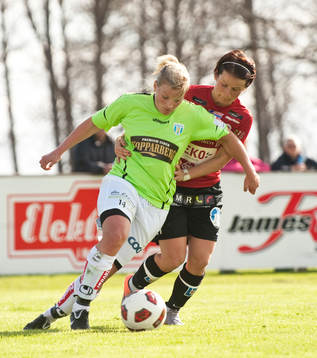 Sara Linden, Göteborg kamp mot Erla Arnardottir.
