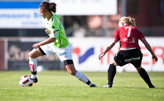 Catrine Johansson, Göteborg springer ifrån Elin Nilsen,