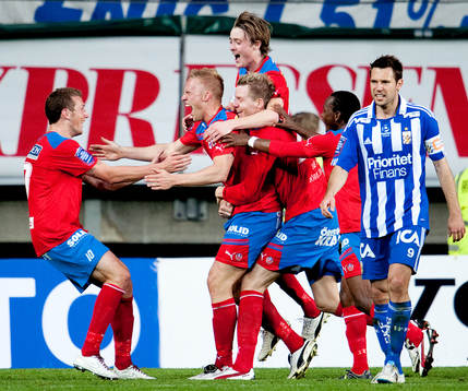 Peter Larsson, Helsingborg, gör 1-1, jubel. Stefan