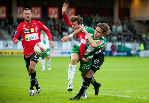 Björn Runström, Hammarby brottas med Adam Svensson,