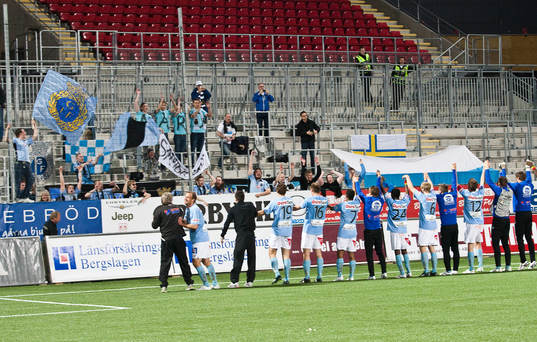 Bläddra bland fler bilder av Fotboll, Allsvenskan, Örebro - Gefle