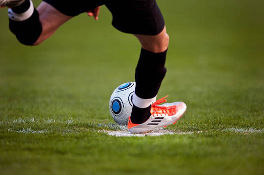 Boll, fotbollsko, genre
