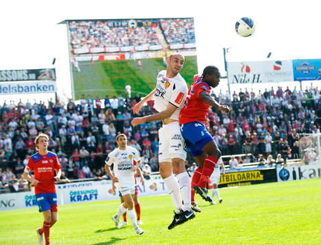 Dinko Felic, Assyriska och May Mahlangu, Helsingborg