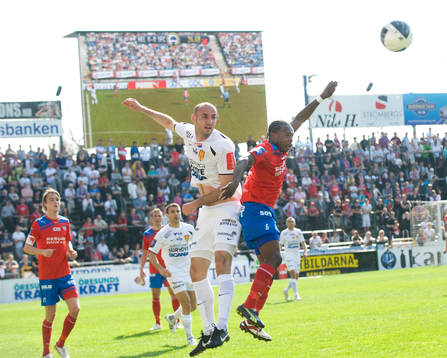 Dinko Felic, Assyriska och May Mahlangu, Helsingborg