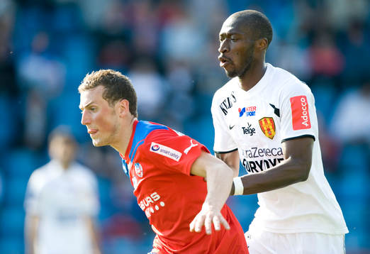 Alexander Gerndt, Helsingborg, bevakades hårt av Omar