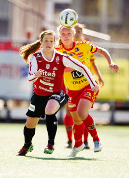 Jennifer Nobis, Piteå, jagas av Elin Ekblom Bak, Tyresö