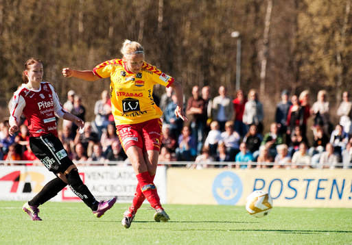 Josefine Öqvist, Tyresö, gör 2-0
