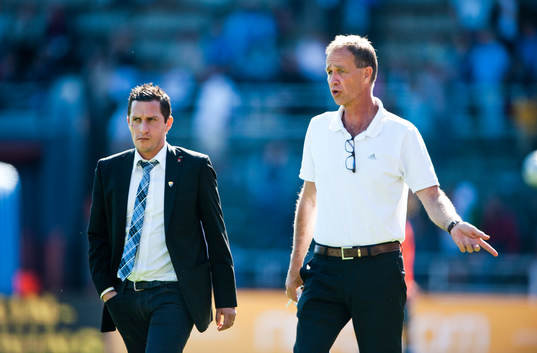 Carlos Banda och Lennart Wass, tränare Djurgården