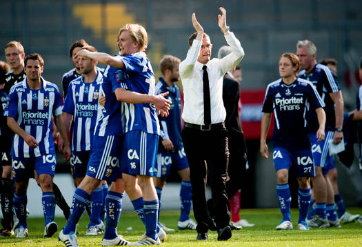 Jonas Olsson, tränare IFK Göteborg, är glad