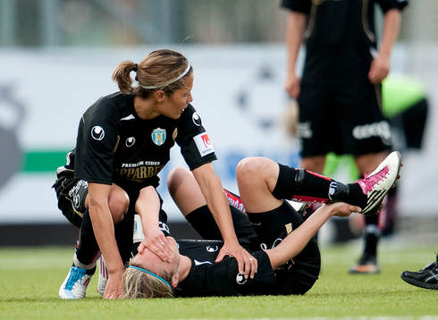 Stina Segerström, Göteborg, skadar hälsenan. Skada
