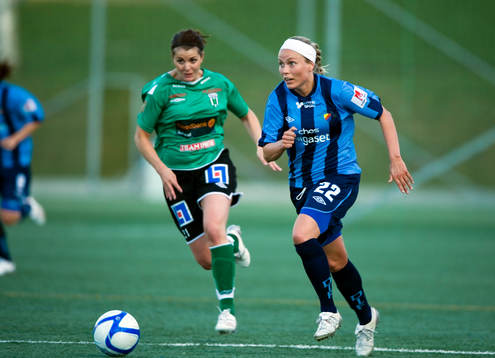 Rebecca Johnson, Dalsjöfors och Dora Maria Larusdottir,
