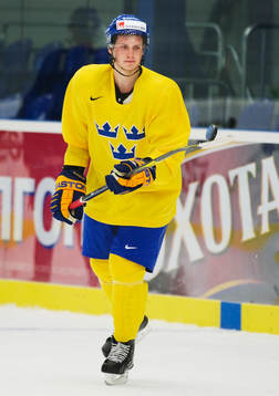 Oliver Ekman Larsson trixar med pucken
