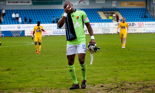Pa Dembo Touray, målvakt, Djurgården depp
