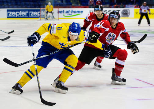 Magnus Pääjärvi, Sverige, tar sig förbi Matthias
