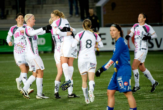 Jubel i Malmö vid 3-1. Annika Kukkonen, Malmö