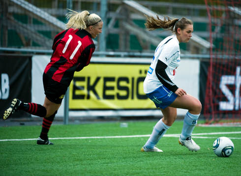 Josefine Rickmer, Brommapojkarna och Caroline Arvidsson,