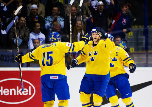 Mattias Sjögren och Staffan Kronwall, Sverige, jublar
