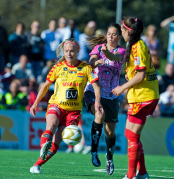 Elin Ekblom Bak, Tyresö och Sara Björk Gunnarsdottir,