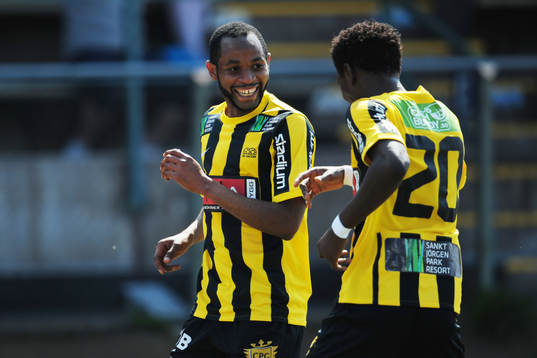 Rene Makondele och Dominic Chatto, Häcken, jubel