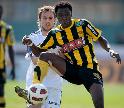 Dominic Chatto, Häcken
