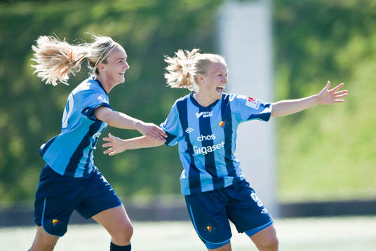 Emma Lund jublar