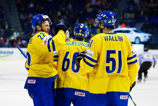 David Petrasek, Mikael Backlund och Rickard Wallin, Sverige