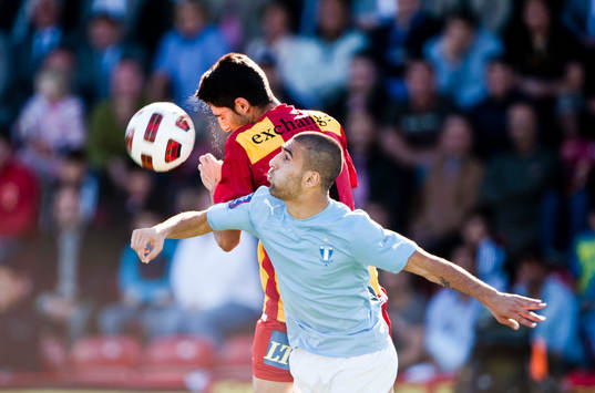 Isa Demir, Syrianska och Jimmy Durmaz, Malmö i nickduell
