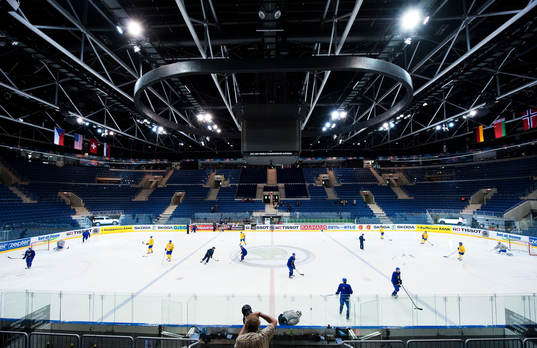 Det svenska laget tränar i Orange Arena