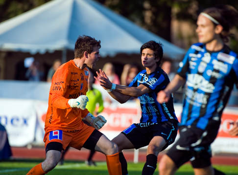 Jonas Bylund, målvakt, Sirius jubel