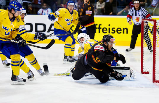 Felix Schutz, Tyskland, oroar framför Viktor Fasth,