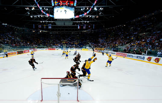Patrik Berglund och Magnus Pääjärvi, Sverige, jubel