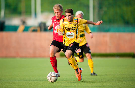 Moestafa El Kabir, Mjällby och Jesper Westerberg, Vasalund
