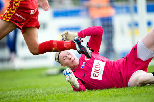 Hedvig Lindahl, målvakt