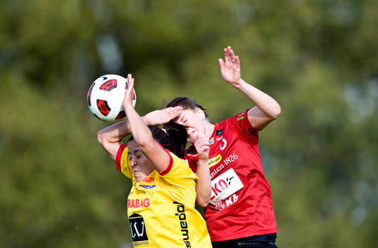 Mia Carlsson, Kristianstad och Madeleine Edlund, Tyresö