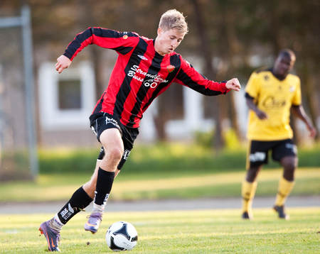 Fotboll, division 3, IFK Hässleholm - Stafsinge