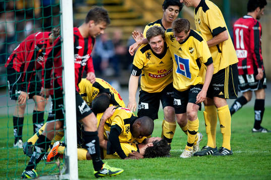 2-1, Tokelo Rantie har serverat Filip Thurn - och hela