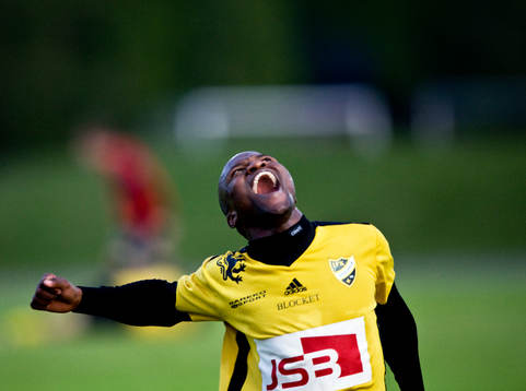 3-1, Tokelo Rantie, en soloprestation. Jubel, glädje