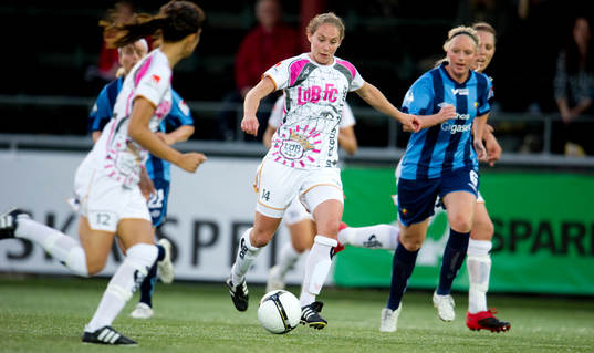 Manon Melis, LDB Malmö, Isabell Hammarbäck, Djurgården