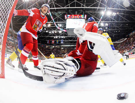 Patrik Elias, Tjeckien, reagerar