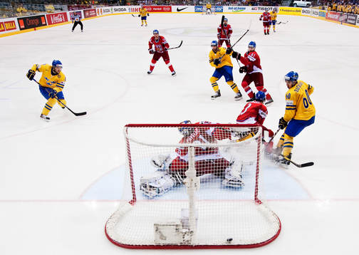 Jimmie Ericsson, Sverige, skjuter in 1-3 bakom Ondrej