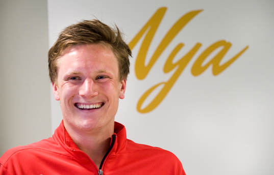 Nya Kalmar, Mattias Johansson, ung högerback och målskytt