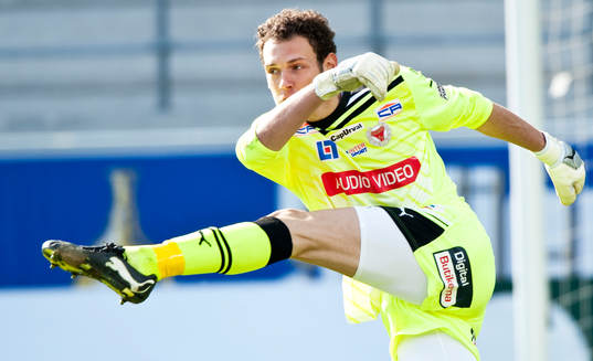 Etrit Berisha, målvakt