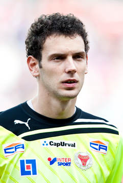 Etrit Berisha, målvakt