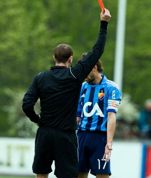 Joel Riddez, Djurgården får rött kort