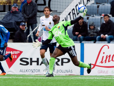 Pa Dembo Touray, målvakt, Djurgården
