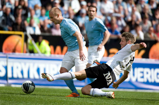 Daniel Larsson, Malmö blir kapad av Magnus Kihlberg,