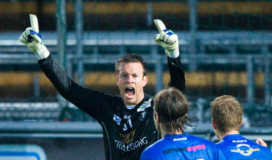 Straff, Victor Noring, målvakt, Trelleborg, räddar