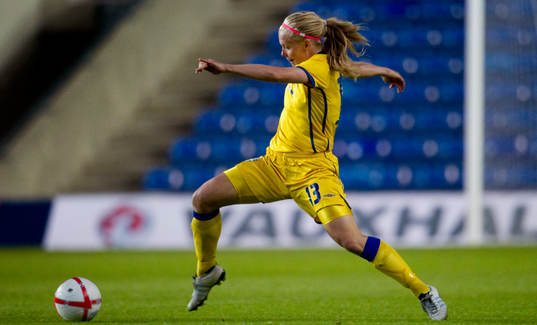 Elin Ekblom Bak, Sverige