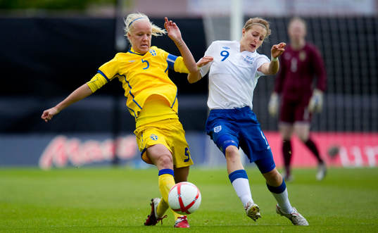 Caroline Seger, Sverige, Ellen White, England
